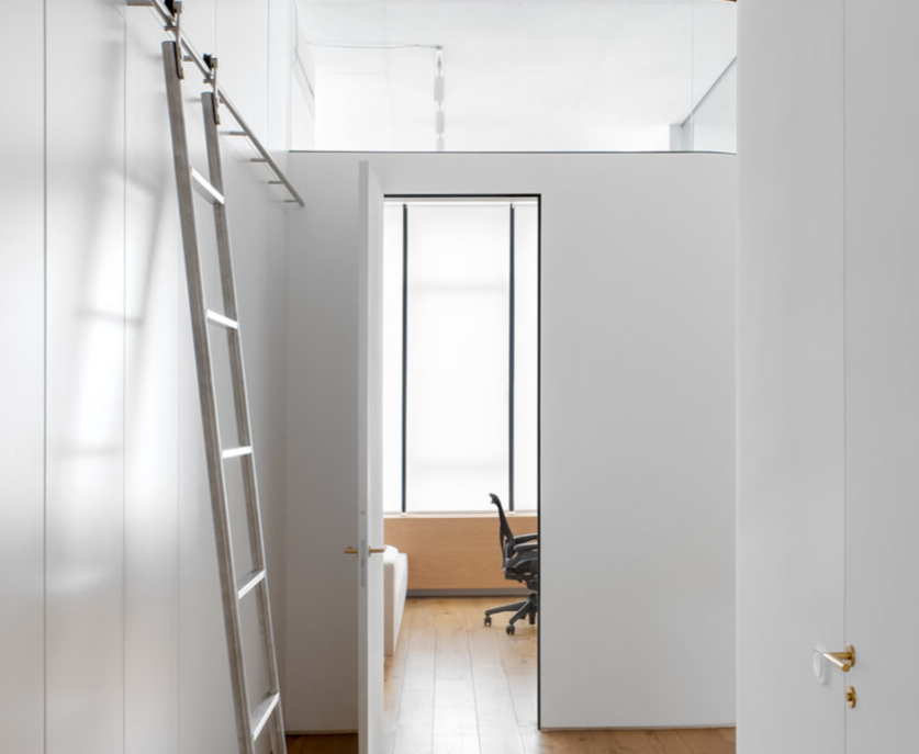 公寓:全白与木质温暖相遇的地方 公寓:全白与木质温暖相遇的地方