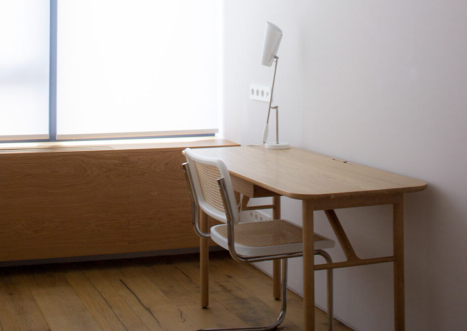 公寓:全白与木质温暖相遇的地方 公寓:全白与木质温暖相遇的地方