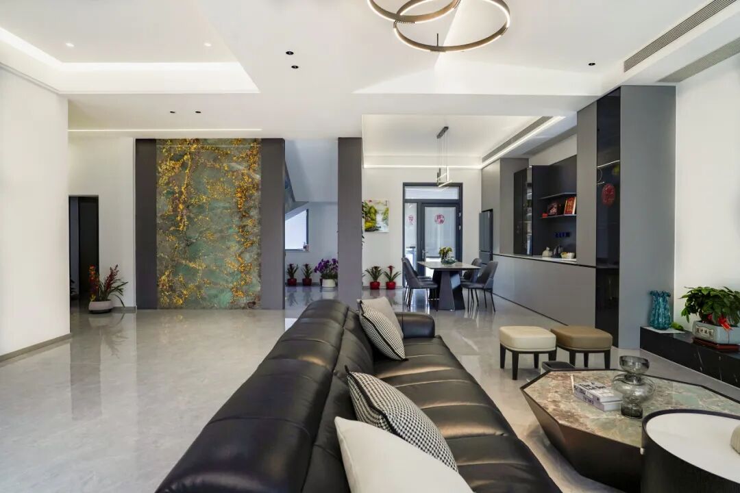 180平米现代轻奢大平层设计案例