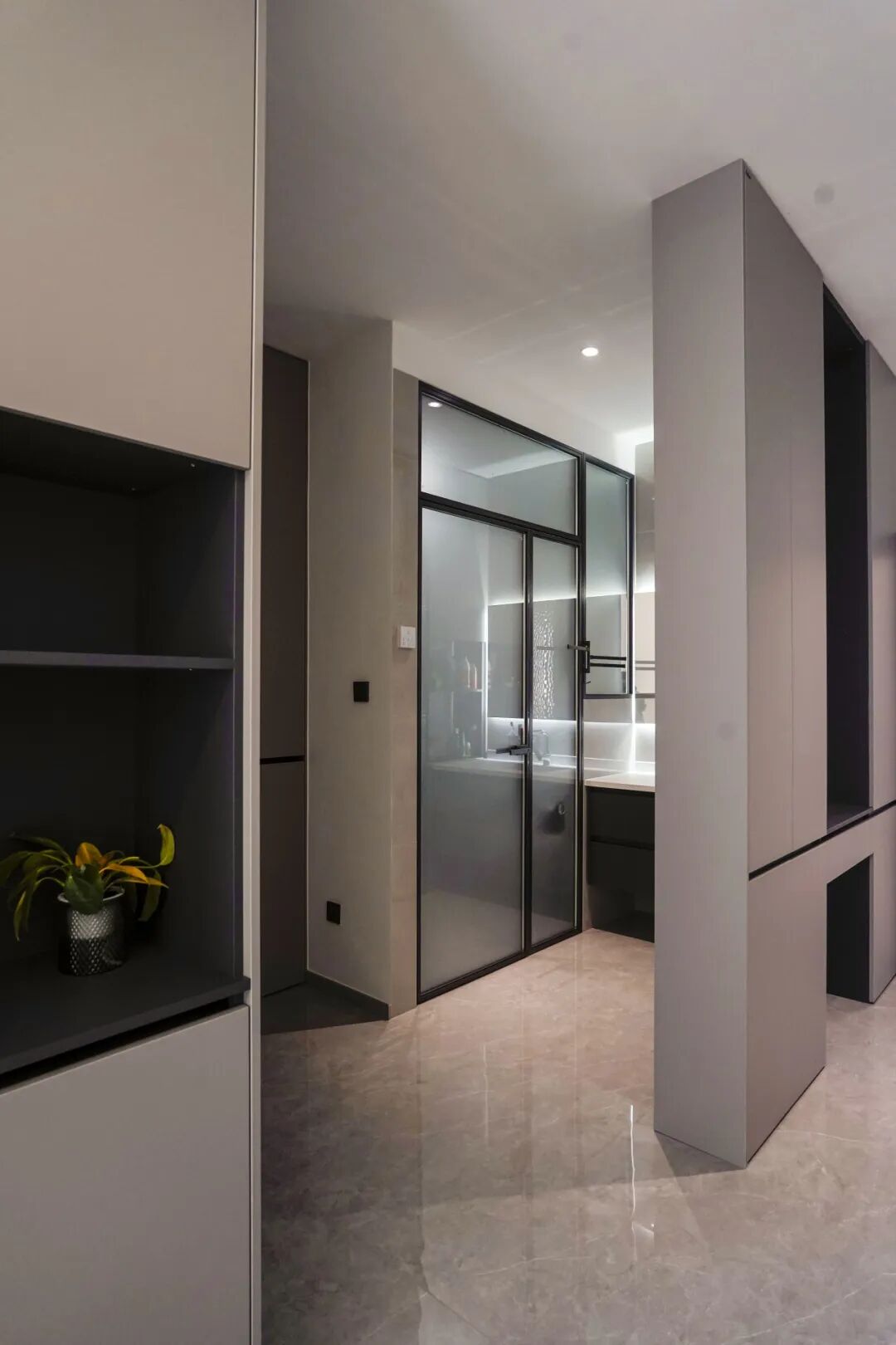 180平米现代轻奢大平层设计案例