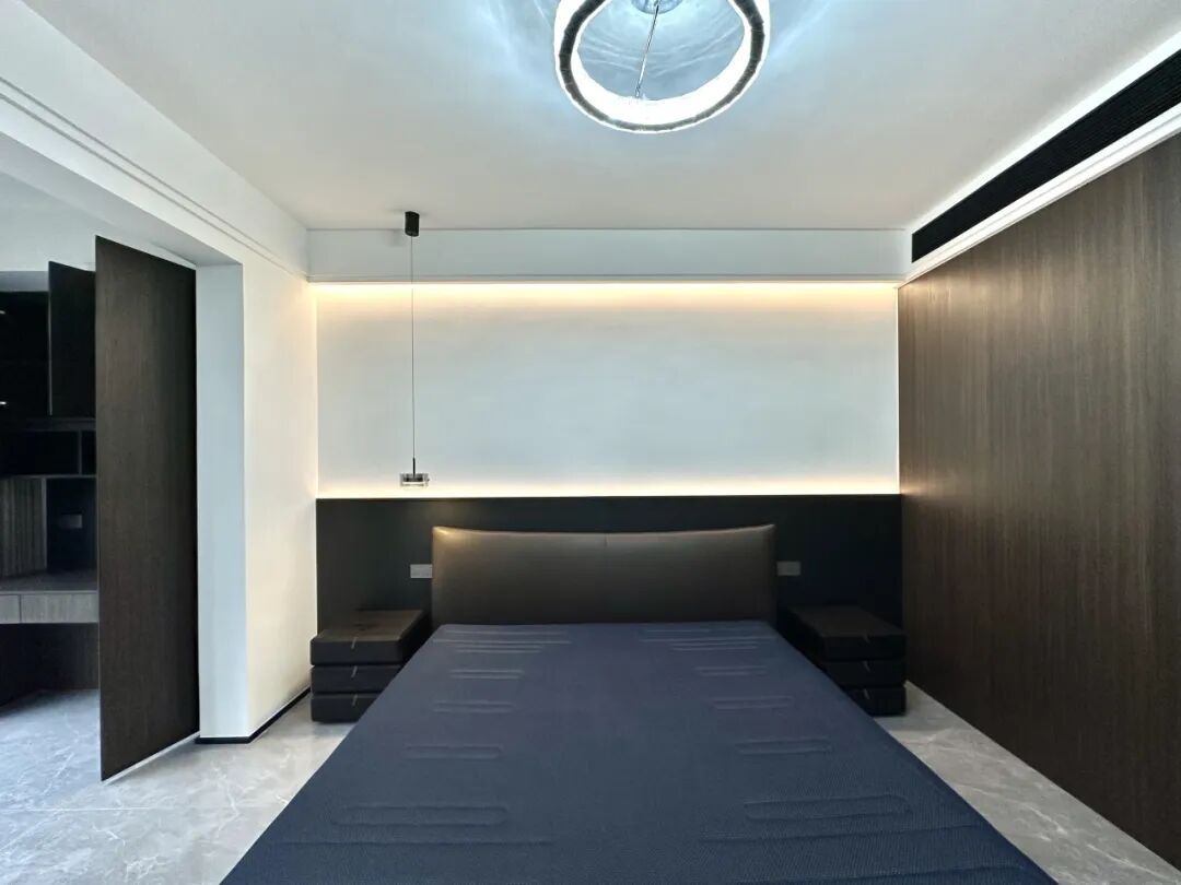 绿地麓湖郡170㎡意式轻奢大平层